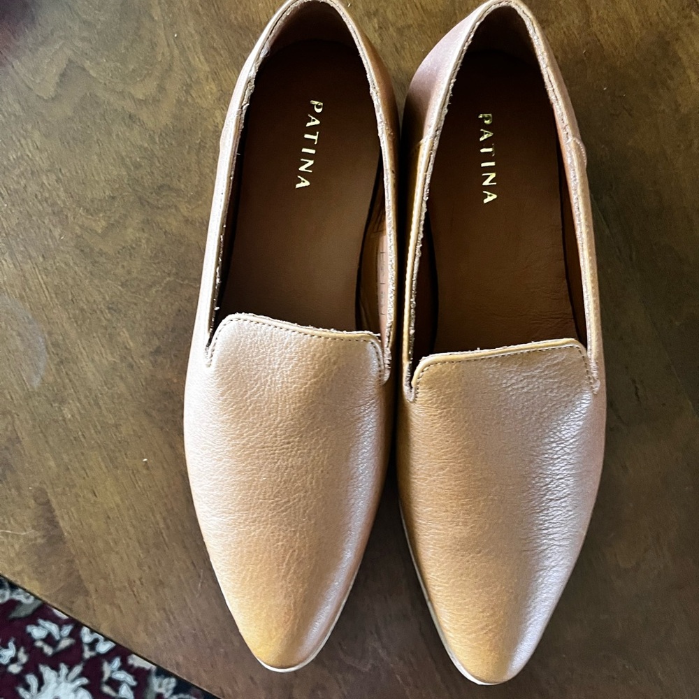 Brand new Portland Leather “pointed flat” in Dune. - Picture 4 of 6